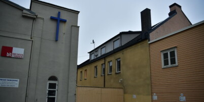 Pinsemenigheten leide ut dobbeltdrapsåsted